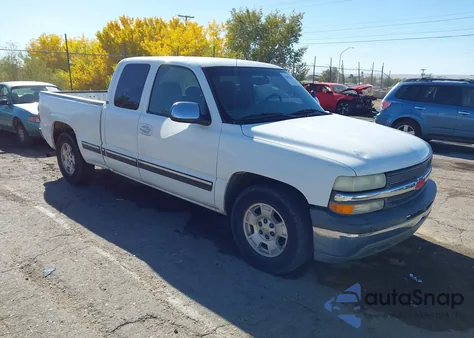 2000 Chevrolet Silverado 1500 Ls из США, поврежденный, VIN 2GCEC19VXY1333484